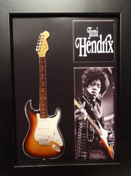 Mini gitara Jimi Hendrix w ramce FMG-007